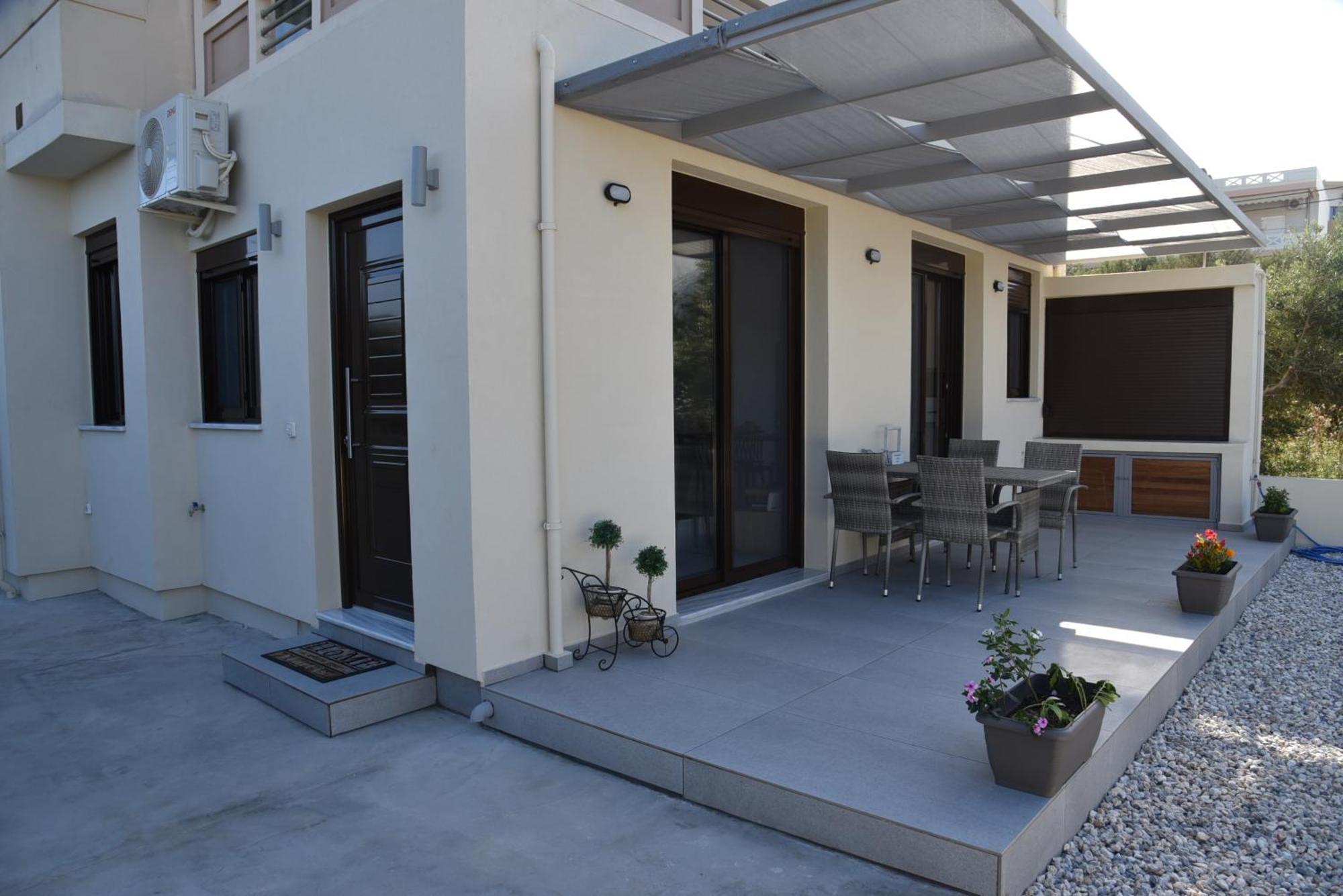 Pirgos Deluxe Apartment - Private Parking Kíssamos Zewnętrze zdjęcie