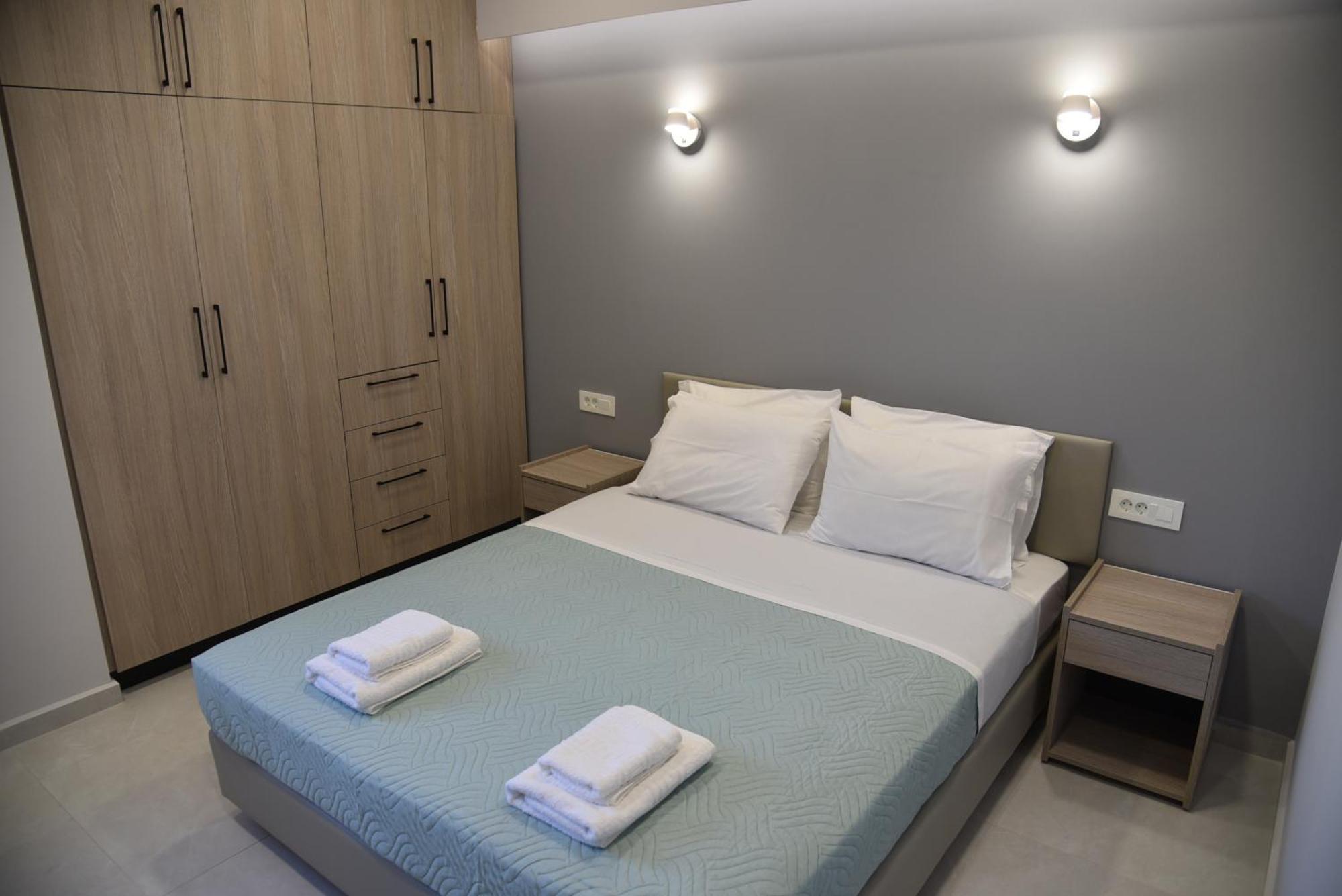 Pirgos Deluxe Apartment - Private Parking Kíssamos Zewnętrze zdjęcie
