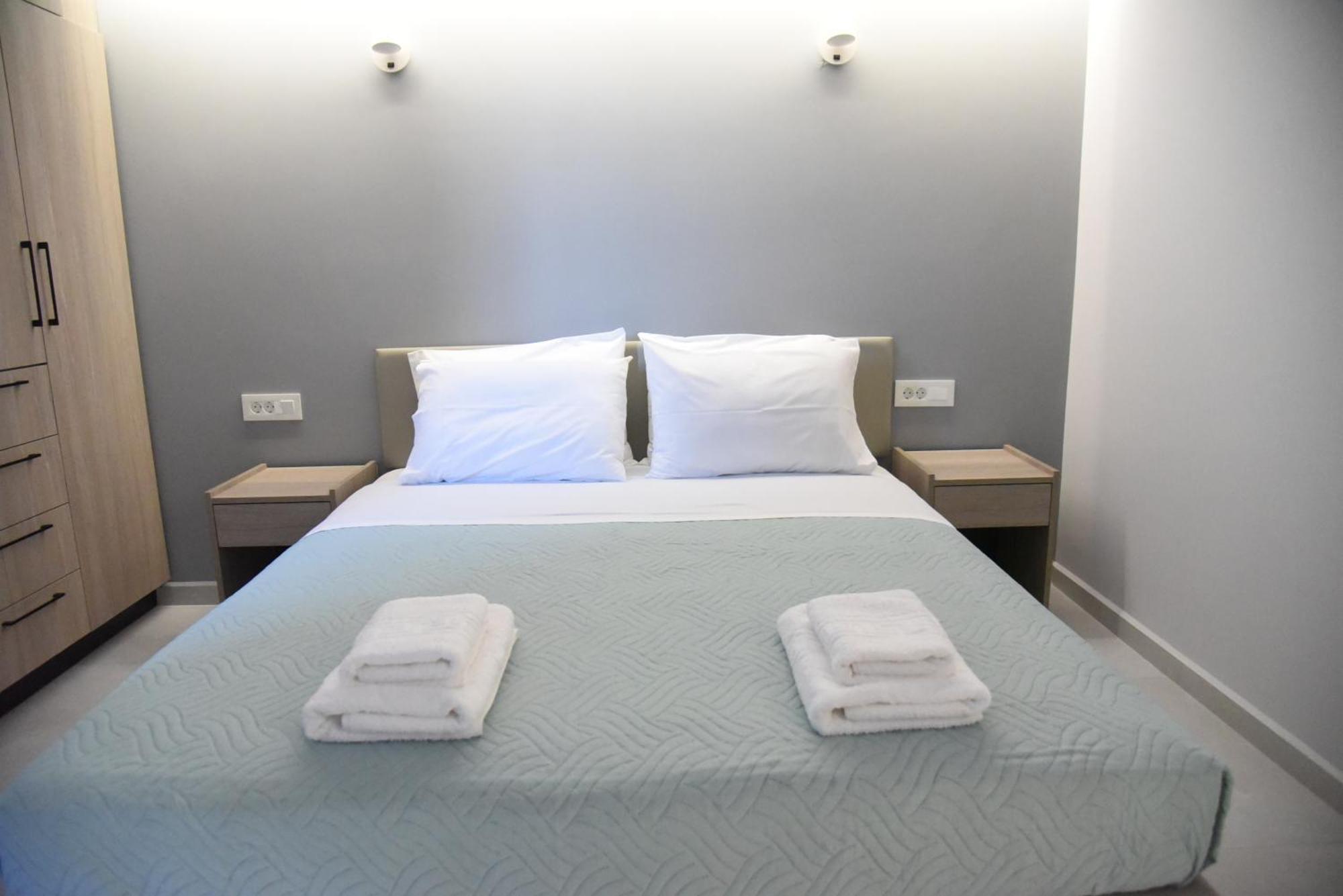 Pirgos Deluxe Apartment - Private Parking Kíssamos Zewnętrze zdjęcie