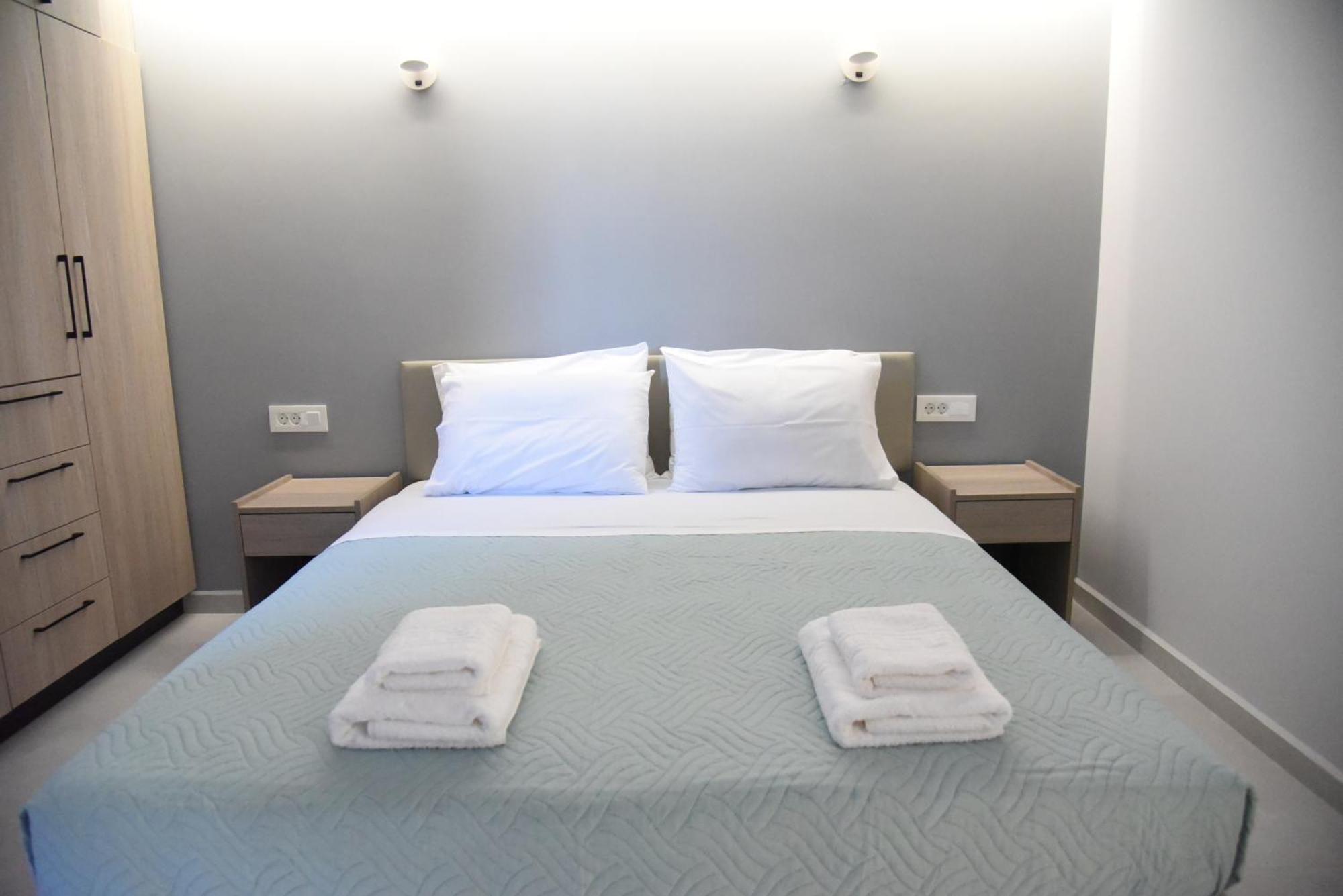 Pirgos Deluxe Apartment - Private Parking Kíssamos Zewnętrze zdjęcie