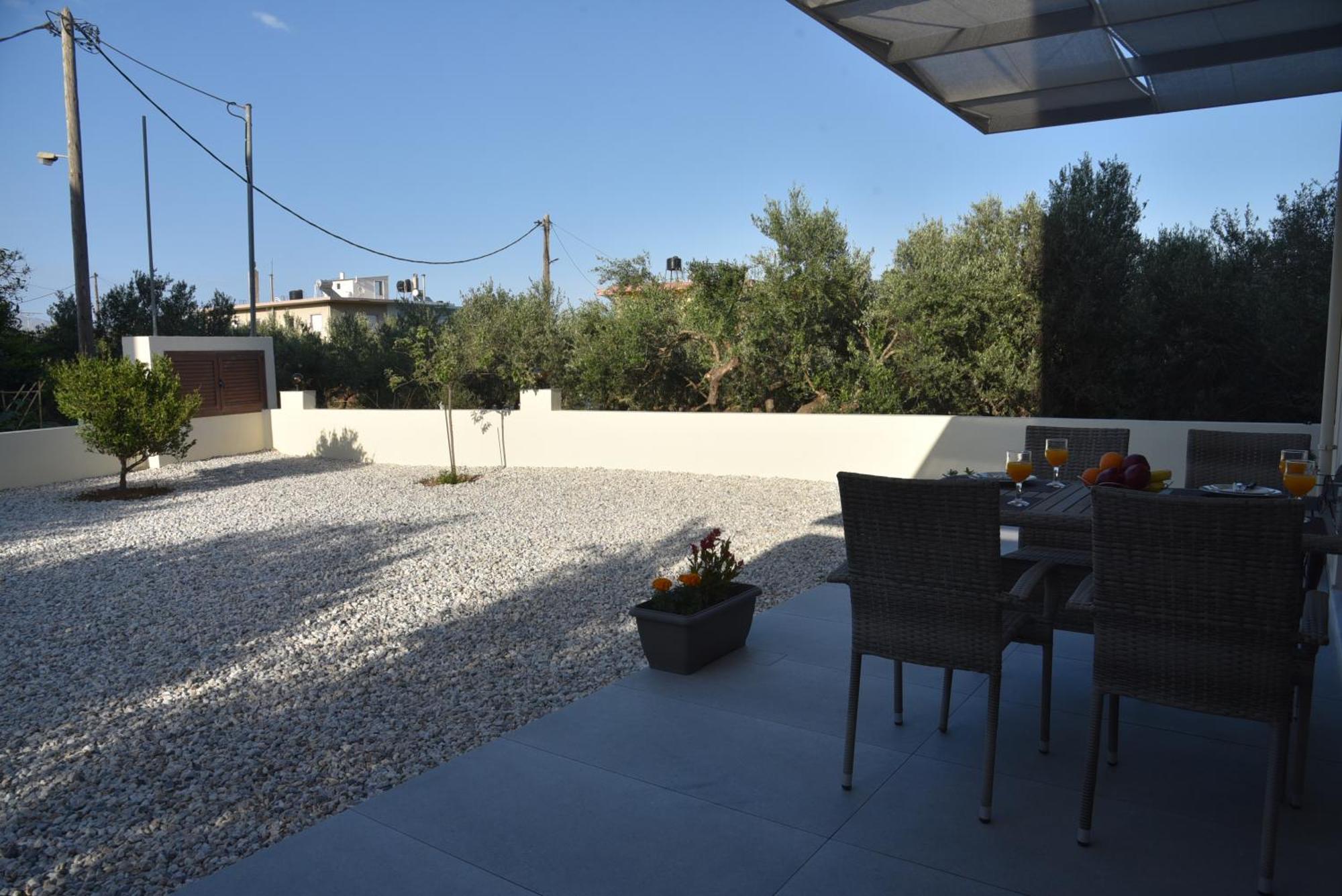 Pirgos Deluxe Apartment - Private Parking Kíssamos Zewnętrze zdjęcie