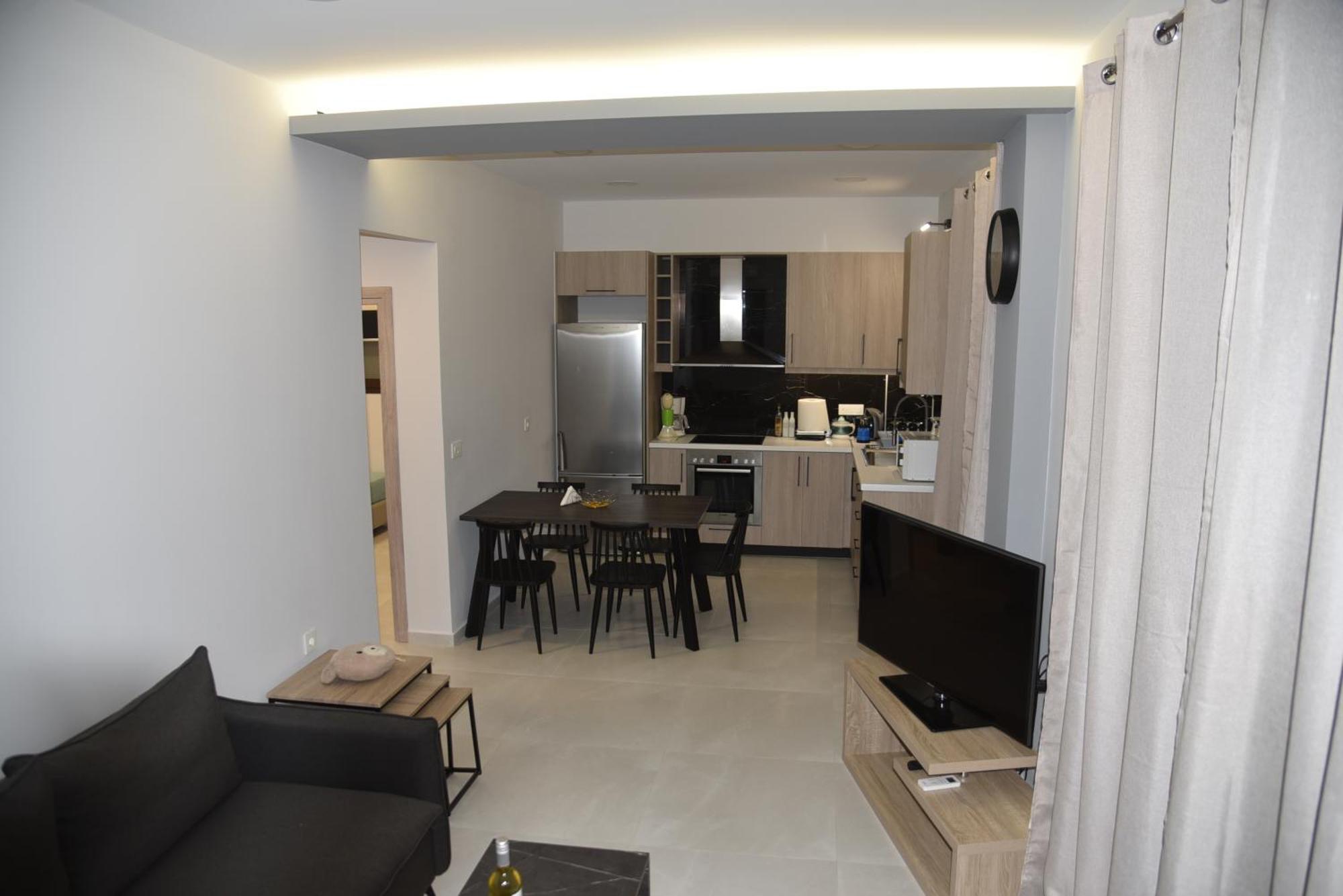 Pirgos Deluxe Apartment - Private Parking Kíssamos Zewnętrze zdjęcie