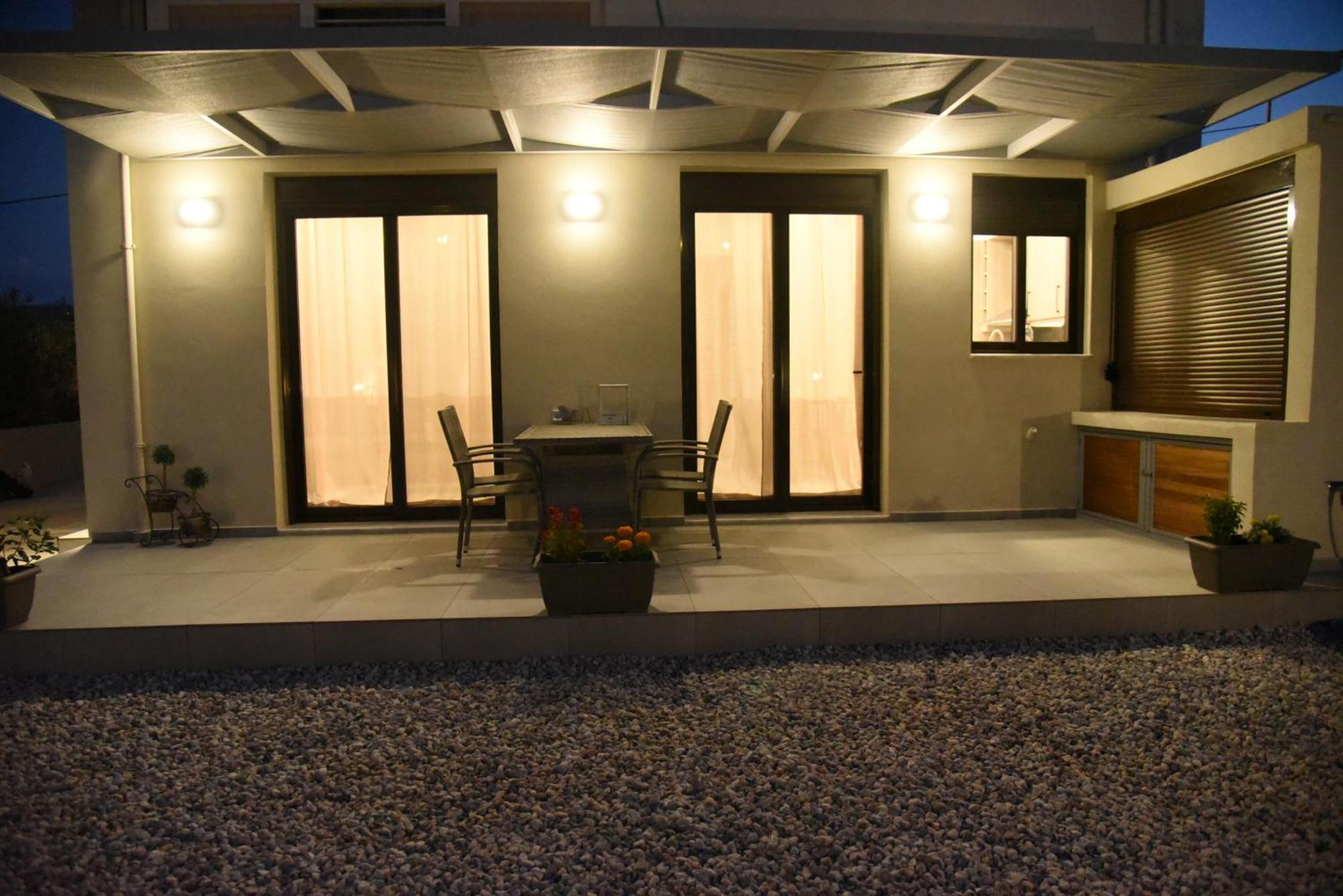 Pirgos Deluxe Apartment - Private Parking Kíssamos Zewnętrze zdjęcie